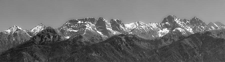 D10941-BW Sangre De Cristo Mountains Pano Photograph by Ed Cooper Photography