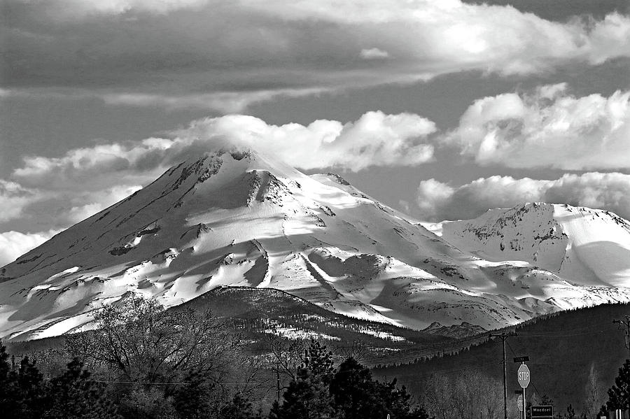 D2M6107-BW Mt. Shasta Photograph by Ed Cooper Photography