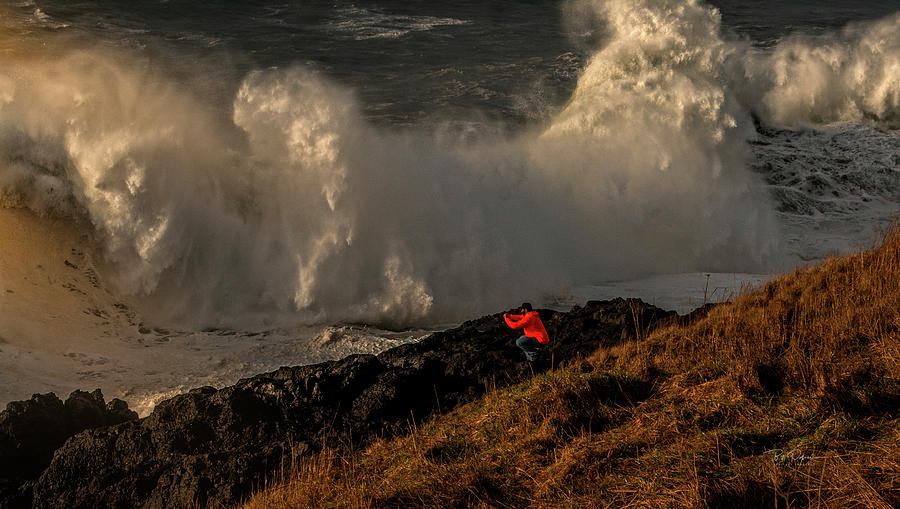 Dangerous Wave Photograph by Bill Posner