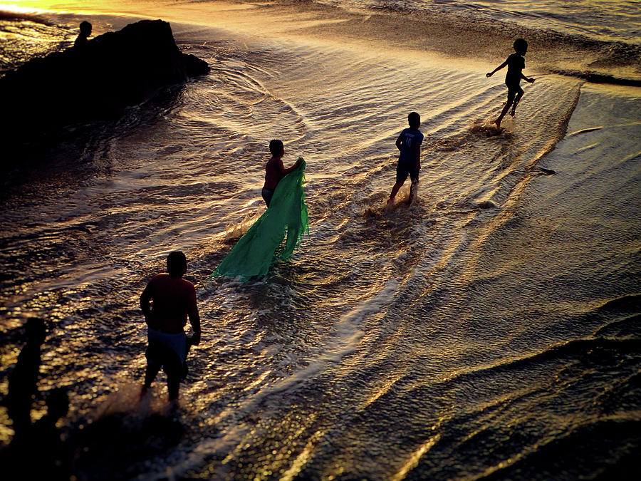 Danza del Mar Photograph by Skip Hunt