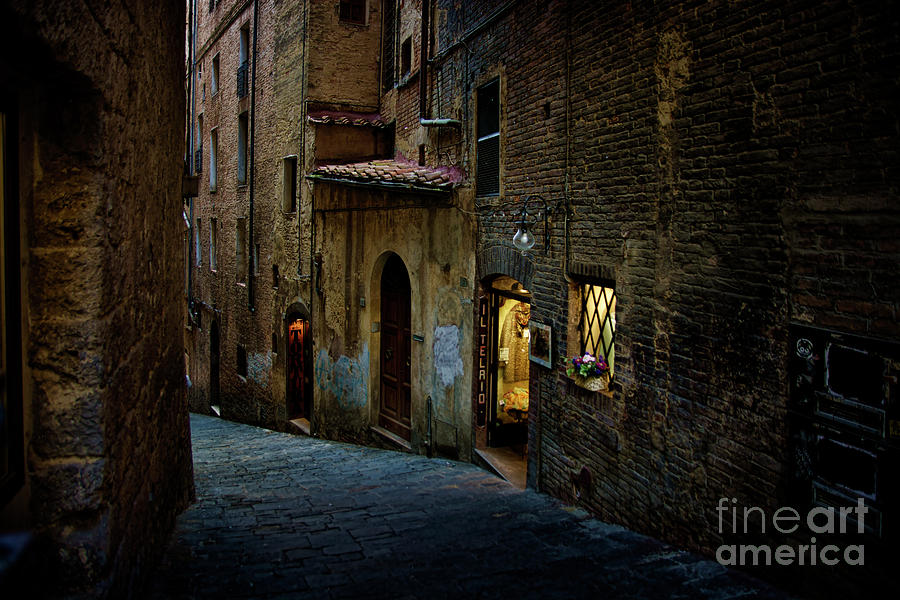 Alley Photograph - Dark Siena Alley by Stuart Row