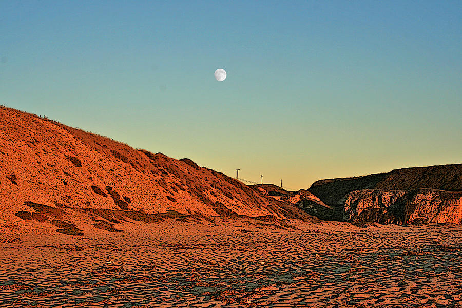 Davenport Dunes Sunset Moonrise Photograph by Larry Darnell