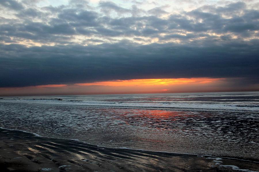 Daybreak on the Beach Photograph by Rosanne Jordan - Fine Art America