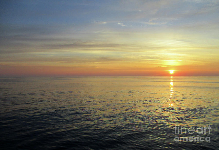 Daybreak On The Ocean Photograph by Randall Weidner