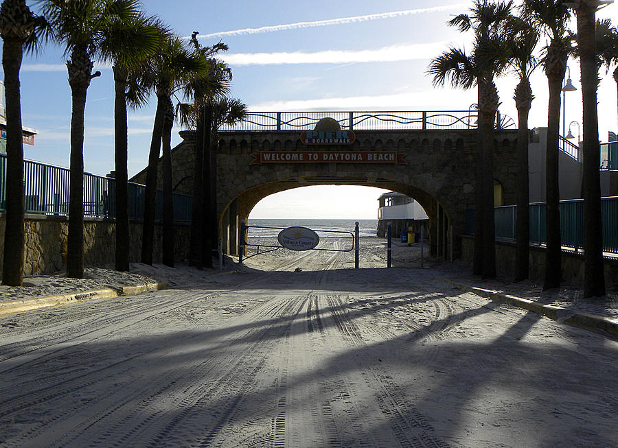 Daytona Beach Entrance 000 Photograph by Christopher Mercer