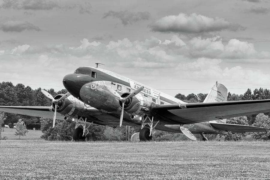 DC-3 on Grass Photograph by Chris Buff