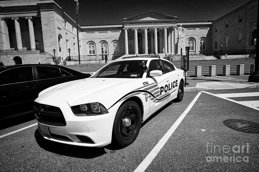 dc police car in front of District of Columbia City Hall now the court ...