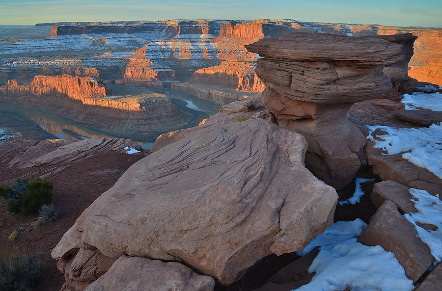 Dead Horse Point Sunrise Photograph by Ray Mathis