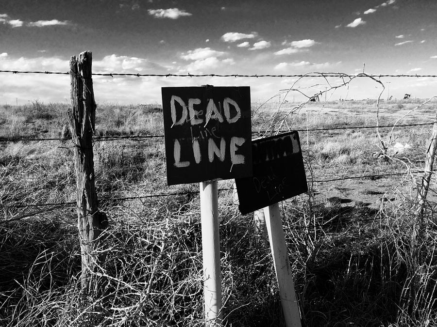 Dead Line Photograph