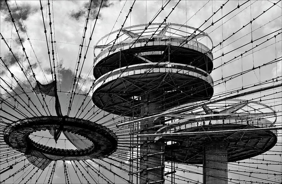 Decaying Structure Flushing Meadow Park 3 Photograph by Robert Ullmann