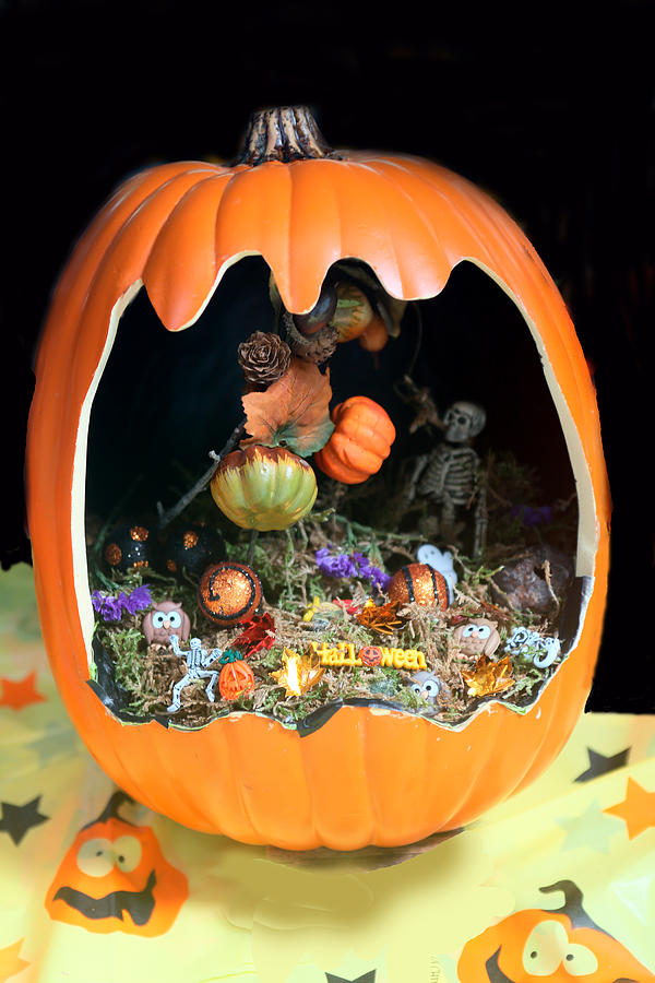 Halloween Photograph - Decorated Holloween Pumpkin by Linda Phelps