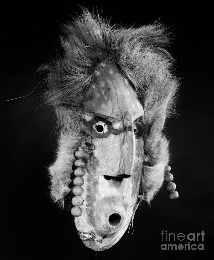 Deg Hitan Mask Photograph by Granger