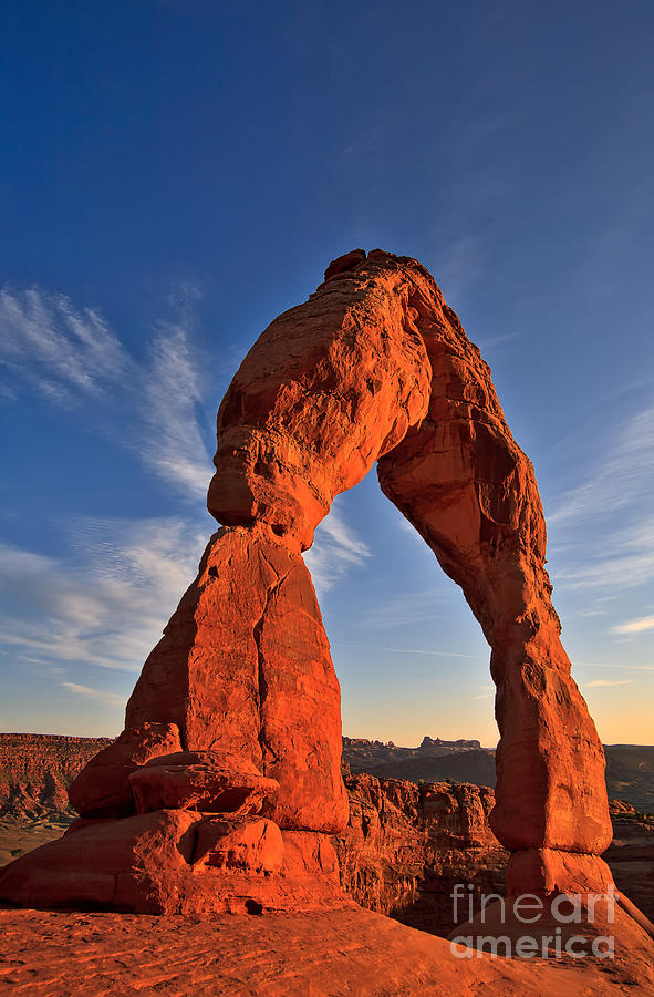Delicate Arch at Sunset Photograph by Sam Antonio