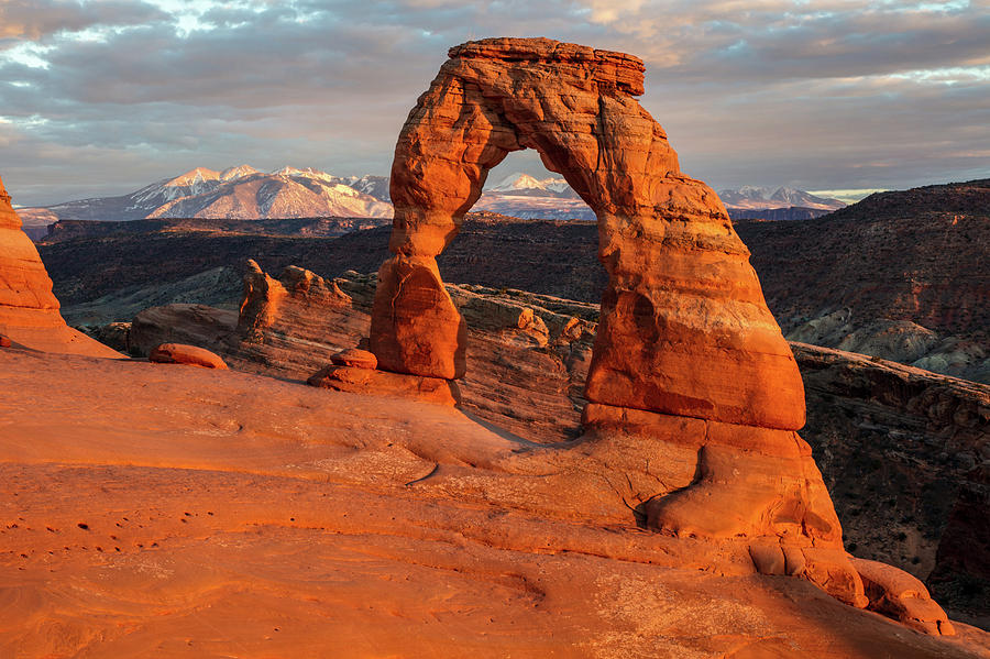 Delicate Arch Photograph by Jason Keefe - Fine Art America