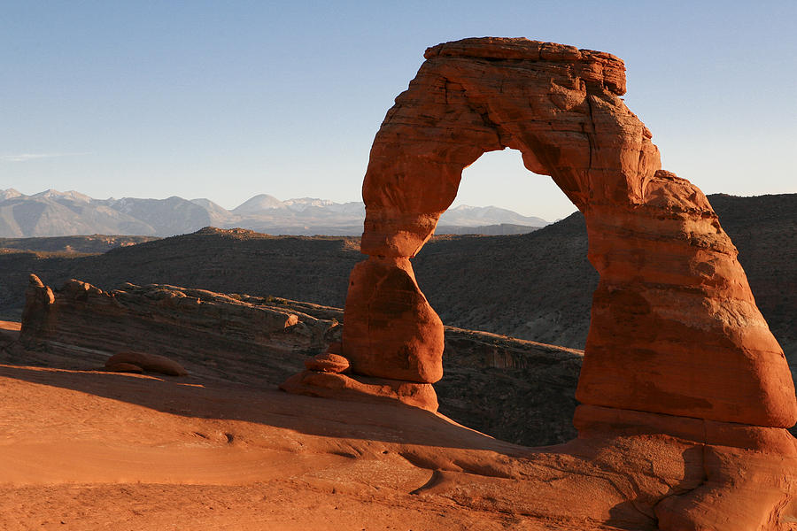 Arches National Park Photograph - Delicate Arch by Marilyn Hunt