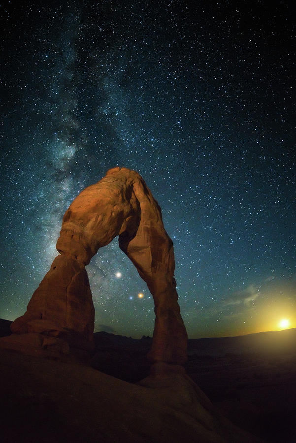 Delicate Arch Moonset Photograph by Darren White