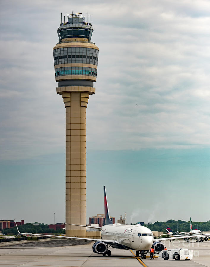Delta Air Lines Jet at Hartsfield Jackson Atlanta International Airport Photograph by David Oppenheimer