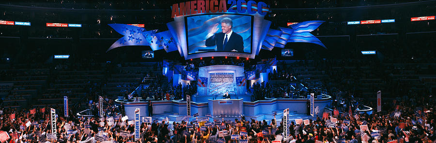 Bill Clinton Photograph - Democratic Convention At Staples by Panoramic Images