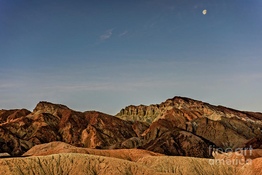 Mountain Photograph - Desert Moon by Charles Dobbs