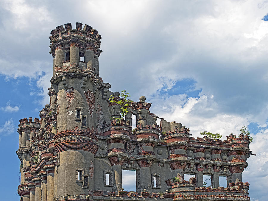 Detail of Bannerman Castle on Pollepel Island in the Hudson River New York Photograph by Brendan Reals