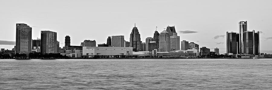 Detroit Black and White Pano Photograph by Frozen in Time Fine Art Photography