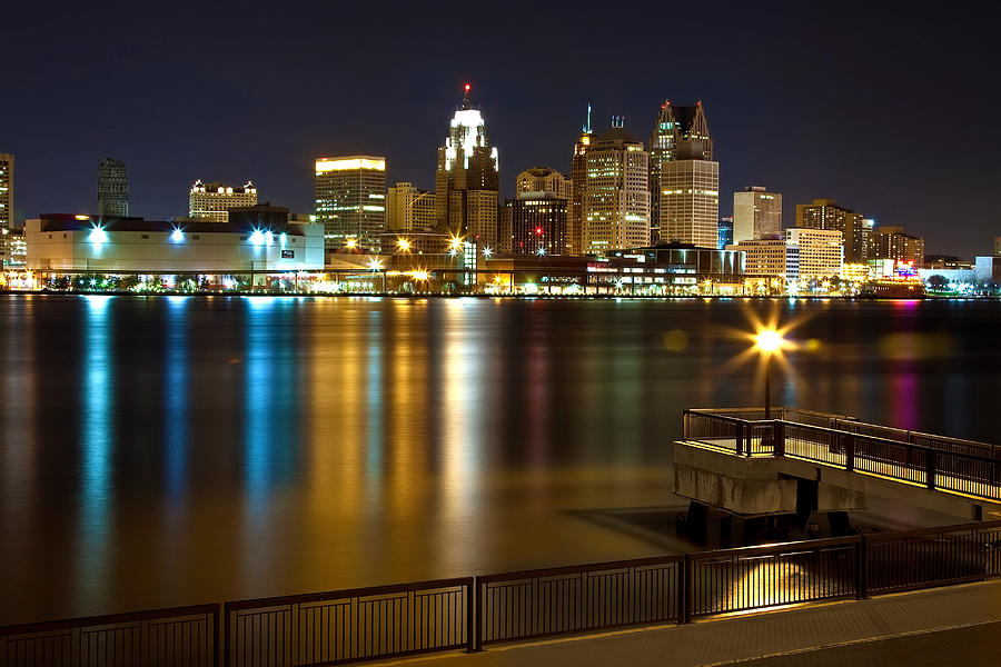 Detroit Skyline At Night Wallpaper - drarchanarathi WALLPAPER