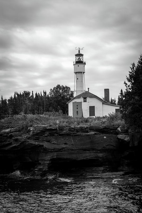 Devils Island Lighthouse Photograph by Deborah Klubertanz