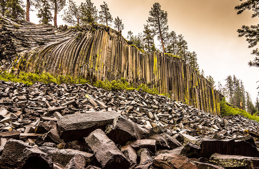 Devils Postpile in the Rain Photograph by Janis Knight