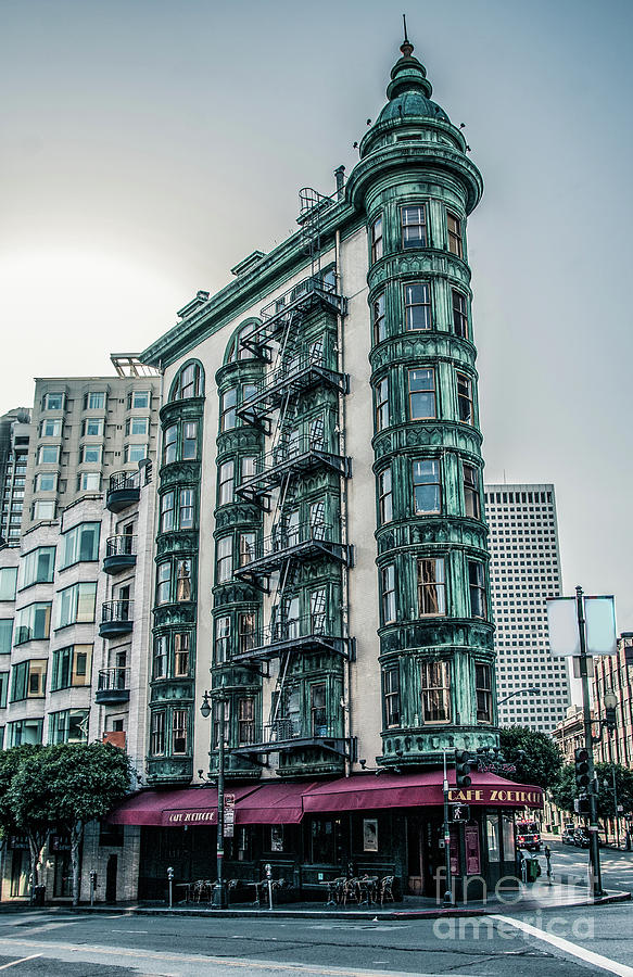 Dez 2016. San Francisco, USA - Old copper-green Columbus tower o Photograph by Amanda Mohler