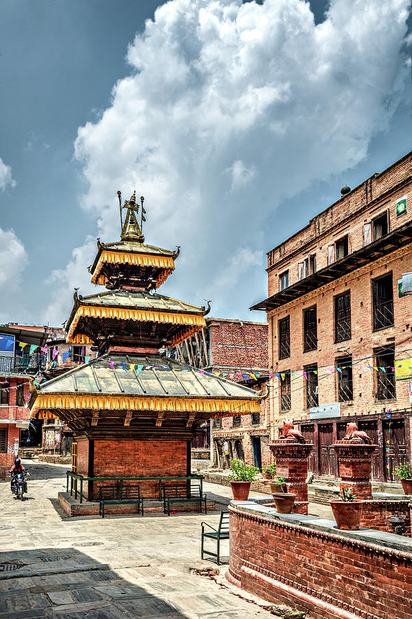 Dhulikhel Street Photograph by Maria Coulson - Fine Art America