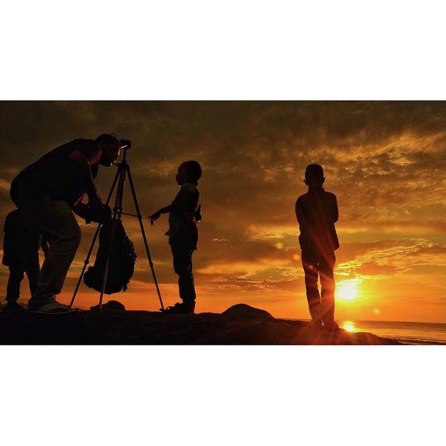 Sunset Photograph - Dialog Senja Bersama Bocah Pantai by Bang Prossa