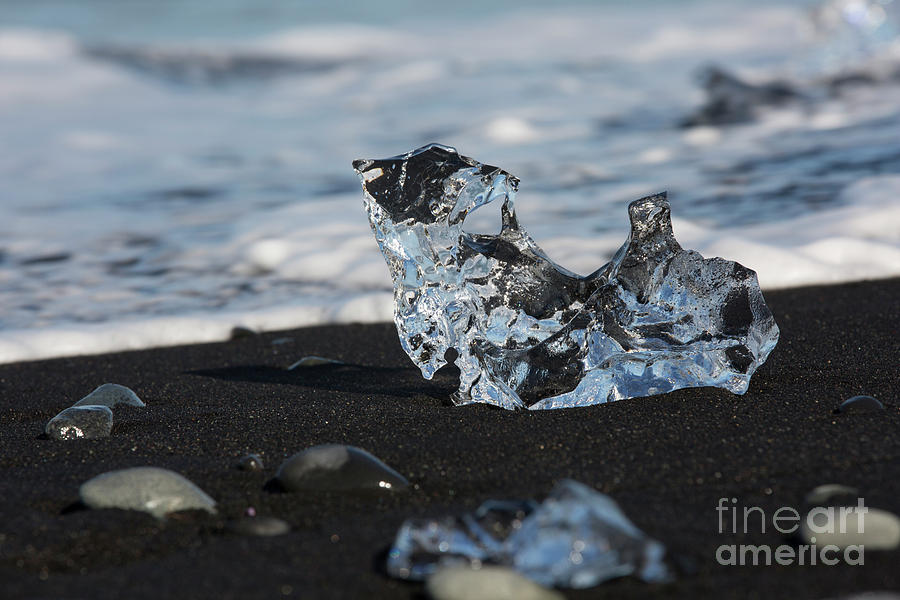 Diamond beach Photograph by Agnes Caruso