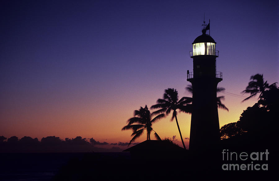 Diamond Head Lighthouse Photograph by William Waterfall - Printscapes