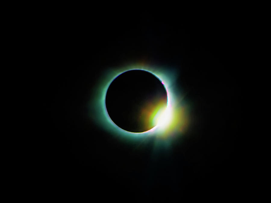 Diamond Ring - Eclipse 2017 Photograph by Lynne Jenkins