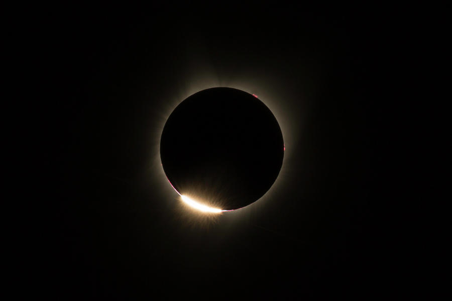Diamond Ring Eclipse Photograph by Don Hoekwater Photography