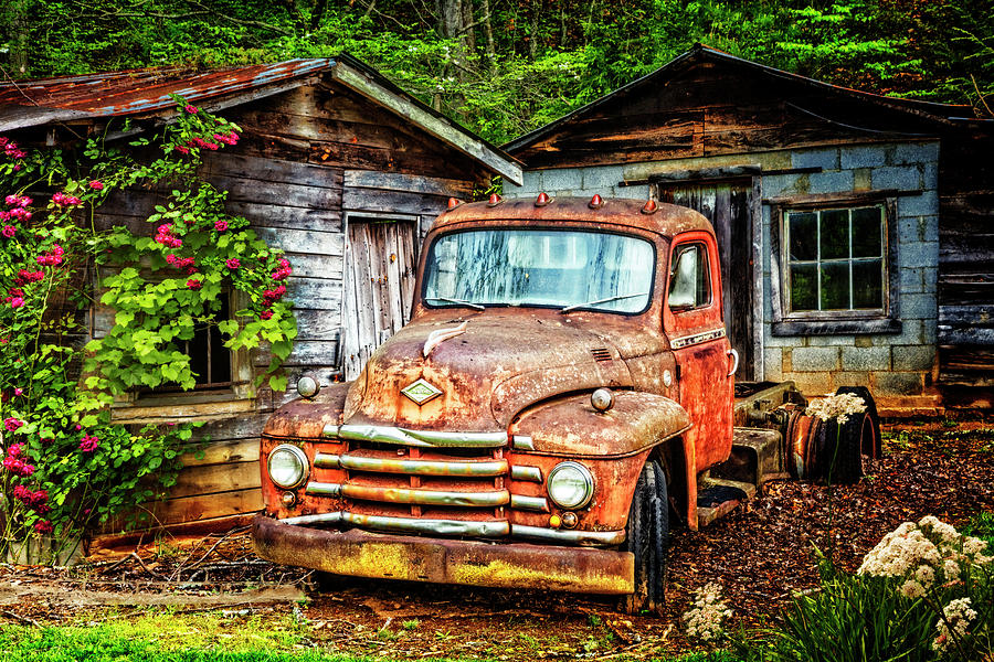 Diamond T Vintage Truck Photograph by Debra and Dave Vanderlaan