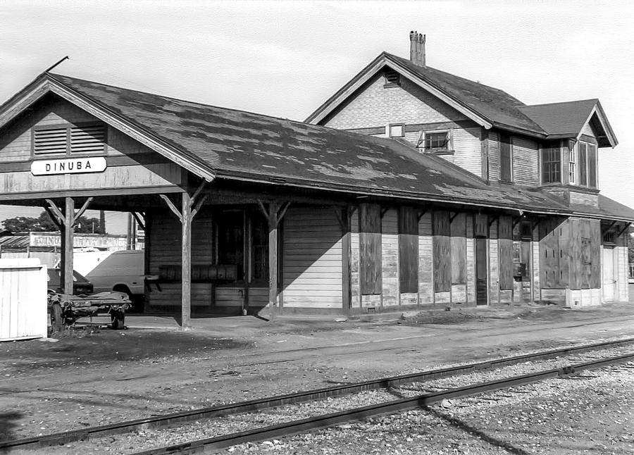 Dinuba Railroad Depot Photograph by Gene Parks