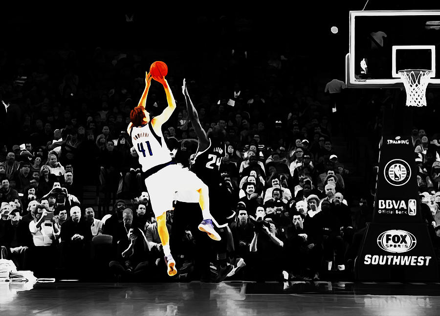 Dirk Nowitzki Fade Away Jumper Digital Art By Brian Reaves