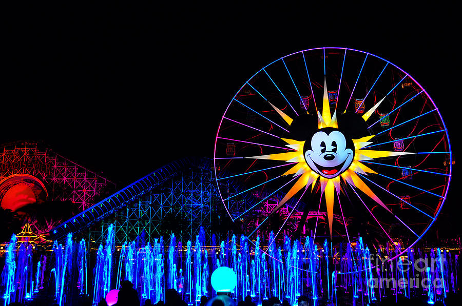 Disney California Adventure Mickeys Fun Wheel Photograph by Peter Dang