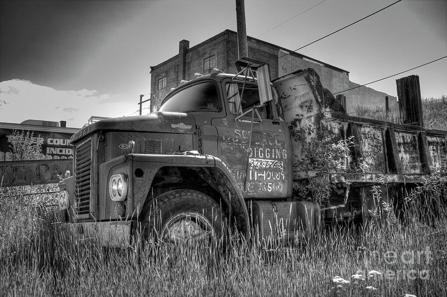 Dodge 800 Dump Truck Photograph by Tony Baca