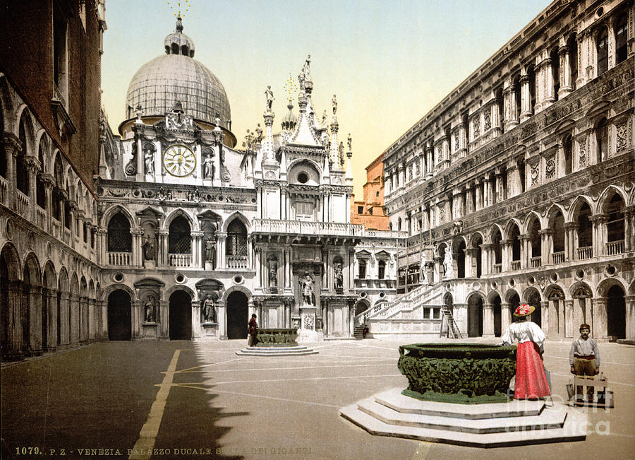 Doges Palace Courtyard, 1890s Photograph by Science Source