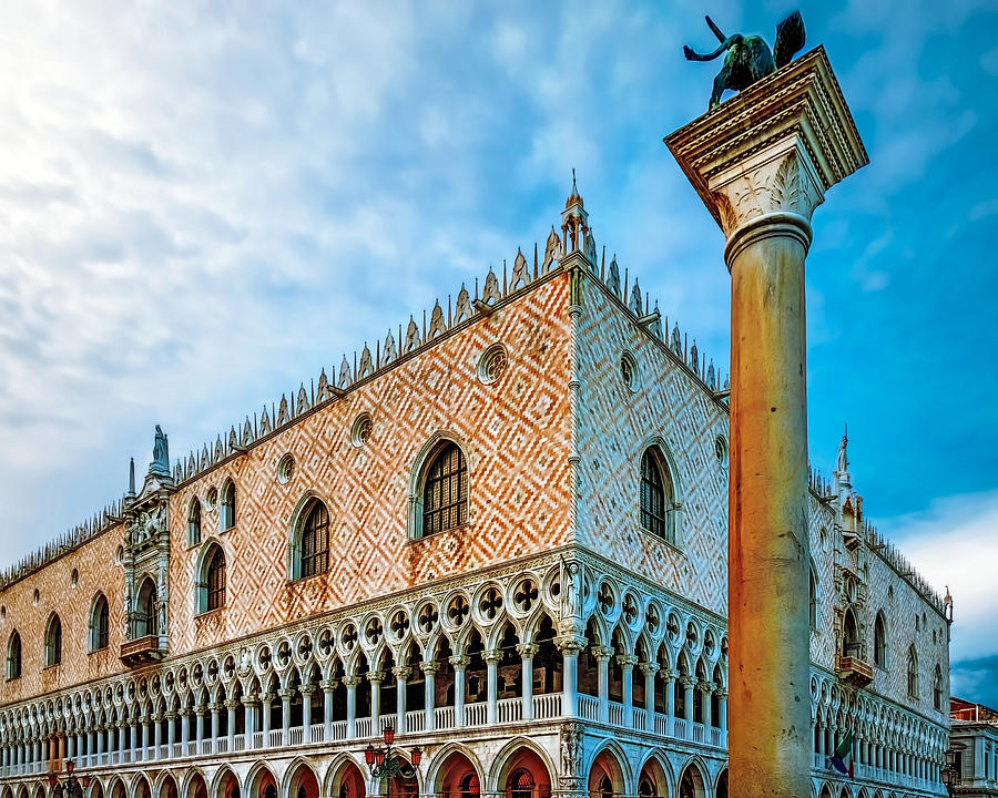 Doges Palace Photograph by Maria Coulson