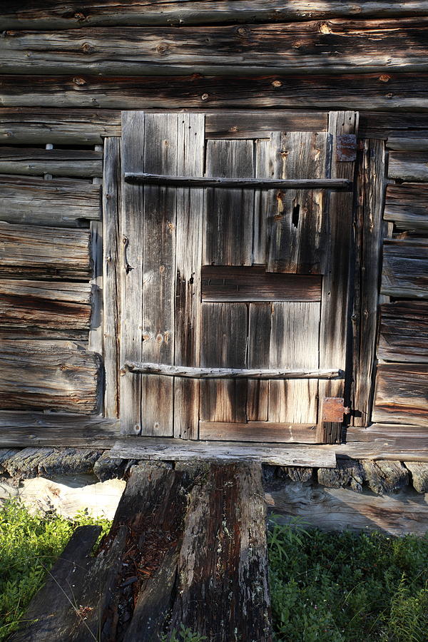Door to an old log house Photograph by Ulrich Kunst And Bettina Scheidulin