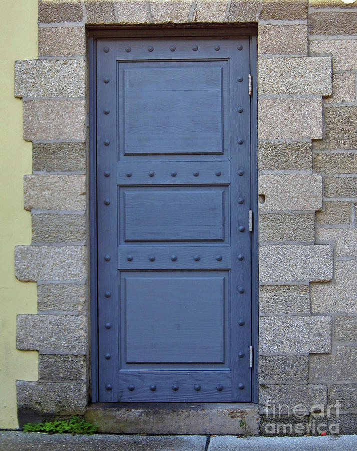 Door With No Handle Photograph by D Hackett