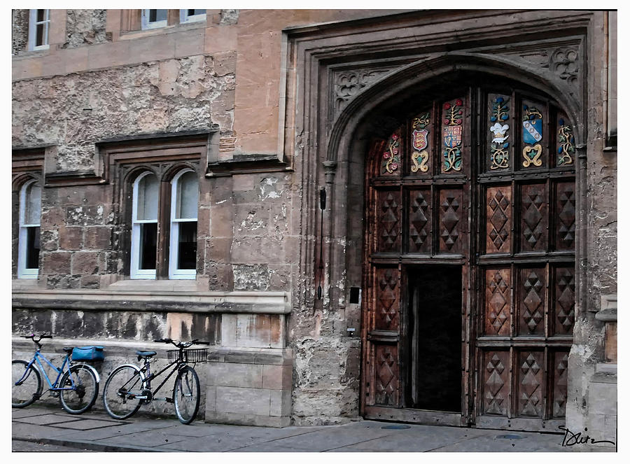 Doorway in Oxford Photograph by Peggy Dietz