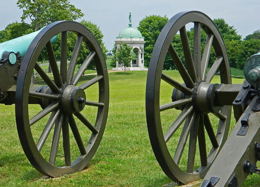 Double Wheel View - Antietam National Battlefield Photograph by Emmy Marie  Vickers