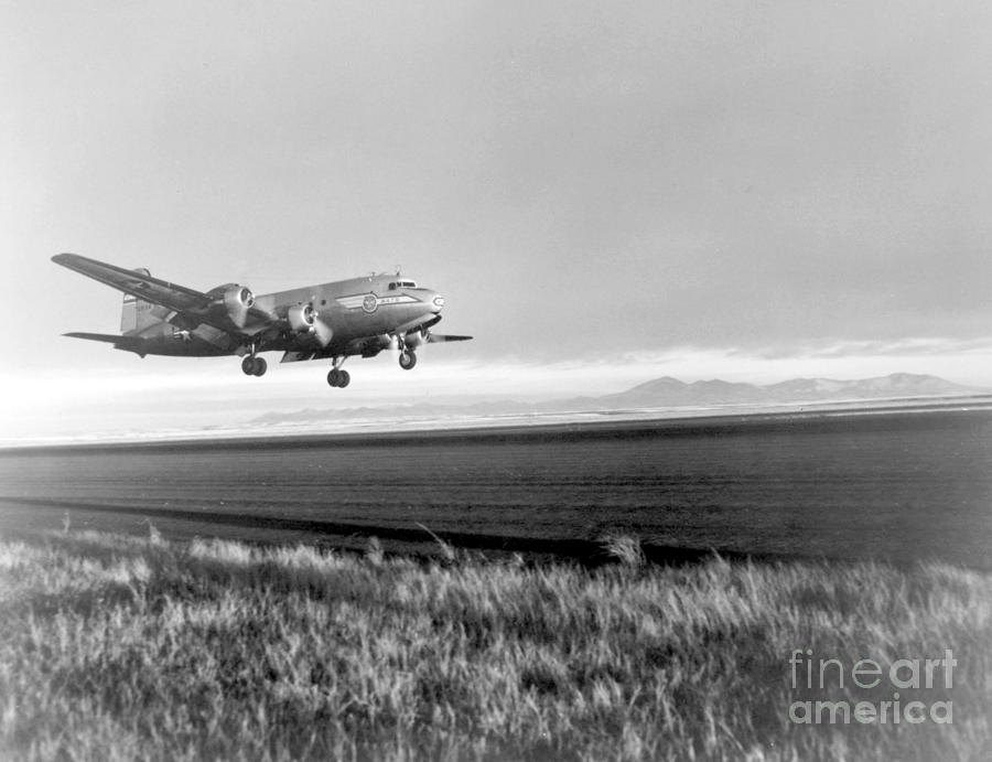 Douglas C-54 Skymaster, 1940s Photograph by Science Source