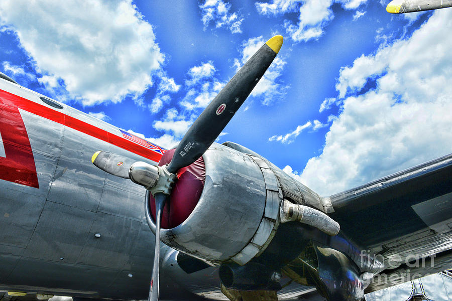 Douglas C-54E Skymaster Photograph by Paul Ward