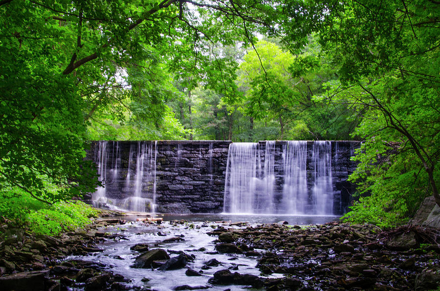 Dove Lake Waterfall in Gladwyne Pa Photograph by Bill Cannon
