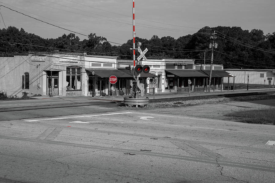 Black And White Photograph - Downtown Maysville in selective color by Doug Camara